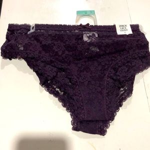 NWT 2 Pack lace briefs size small